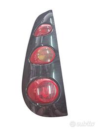 STOP FANALE POSTERIORE SINISTRO SMART Forfour 1°
