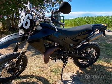 Motard Aprilia sx 50