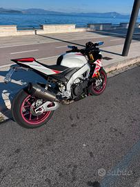 Accessori aprilia Tuono v4