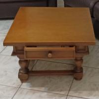 Tavolino in legno