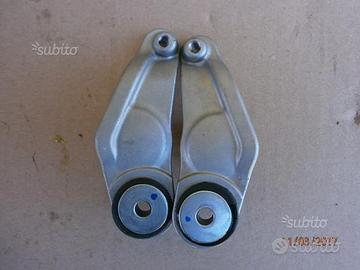 Staffe del serbatoio YAMAHA R1 04 05 06 - 07 08