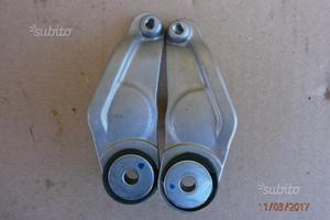 Staffe del serbatoio YAMAHA R1 04 05 06 - 07 08