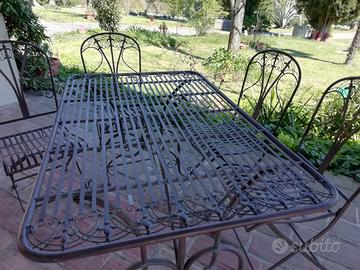 Tavolo+4 sedie pieghevoli per giardino in ferro