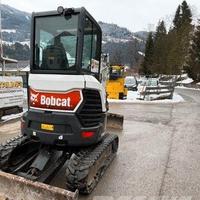 MINI ESCAVATORE BOBCAT U27