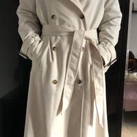 Impermeabile da donna. Taglia M