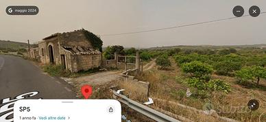 Terreno agricolo coltivato ad arance tarocco