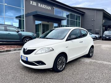 LANCIA Ypsilon 1.2 69 CV 5 porte Gold