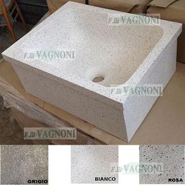 Lavandino in cemento e graniglia di marmo levigata