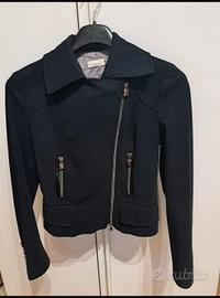 Giacca corta Pinko nera-elegante e ben strutturata