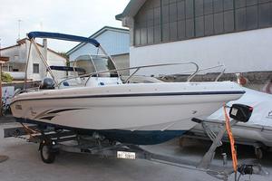 Ranieri International Voyager 19 + Suzuki 115 CV
