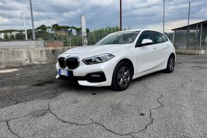 Bmw 116 116d 5p. Advantage