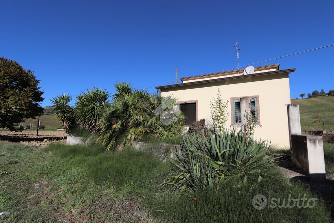 House in Sant'Omero, Teramo - Vista 3