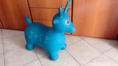 Cervo gonfiabile cavalcabile per bambini