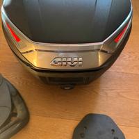 bauletto Givi C30 + piastra di montaggio