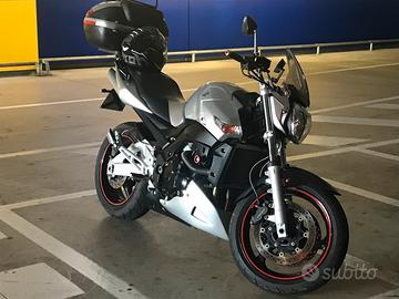 Suzuki GSR600 pronta all’uso+kit accessori omaggio