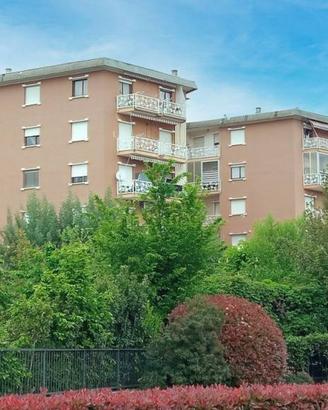 Trilocale al terzo piano a Gattinara (VC)