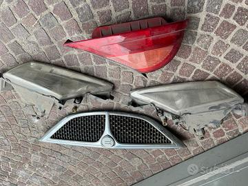 Fari Mascherina e fanalino sinistro Lancia Ypsilon