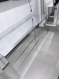 Cassettiera specchiata