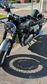 Triumph Bonneville T120 Gold Line