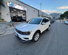 Volkswagen Tiguan 2.0 TDI SCR DSG 4MOTION Business