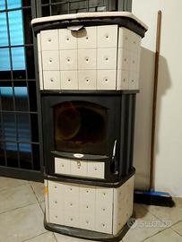 Stufa a legna Lincar