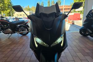 Yamaha TMAX 560 IN PROMO A 7.890 € !!!