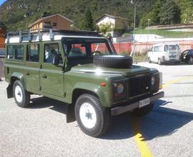 Land Rover 110 Defender