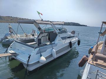 Gobbi 23 cabin
