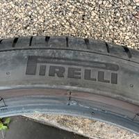 Gomme Pirelli Pzero