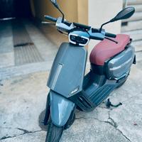 Scooter ELETTRICO Velocifero Tennis 125CC - 200km