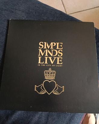Simple Minds live