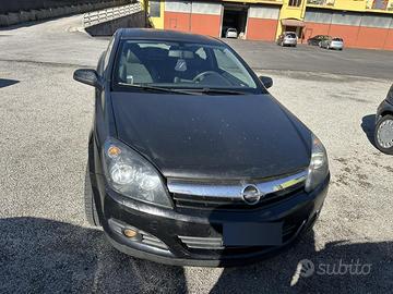Opel astra gtc