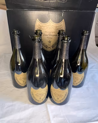 6 Bottiglie Vuote Dom Pérignon 2010 + Scatola