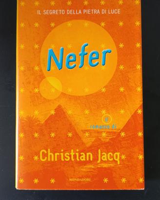 libro NEFER di Christian Jacq