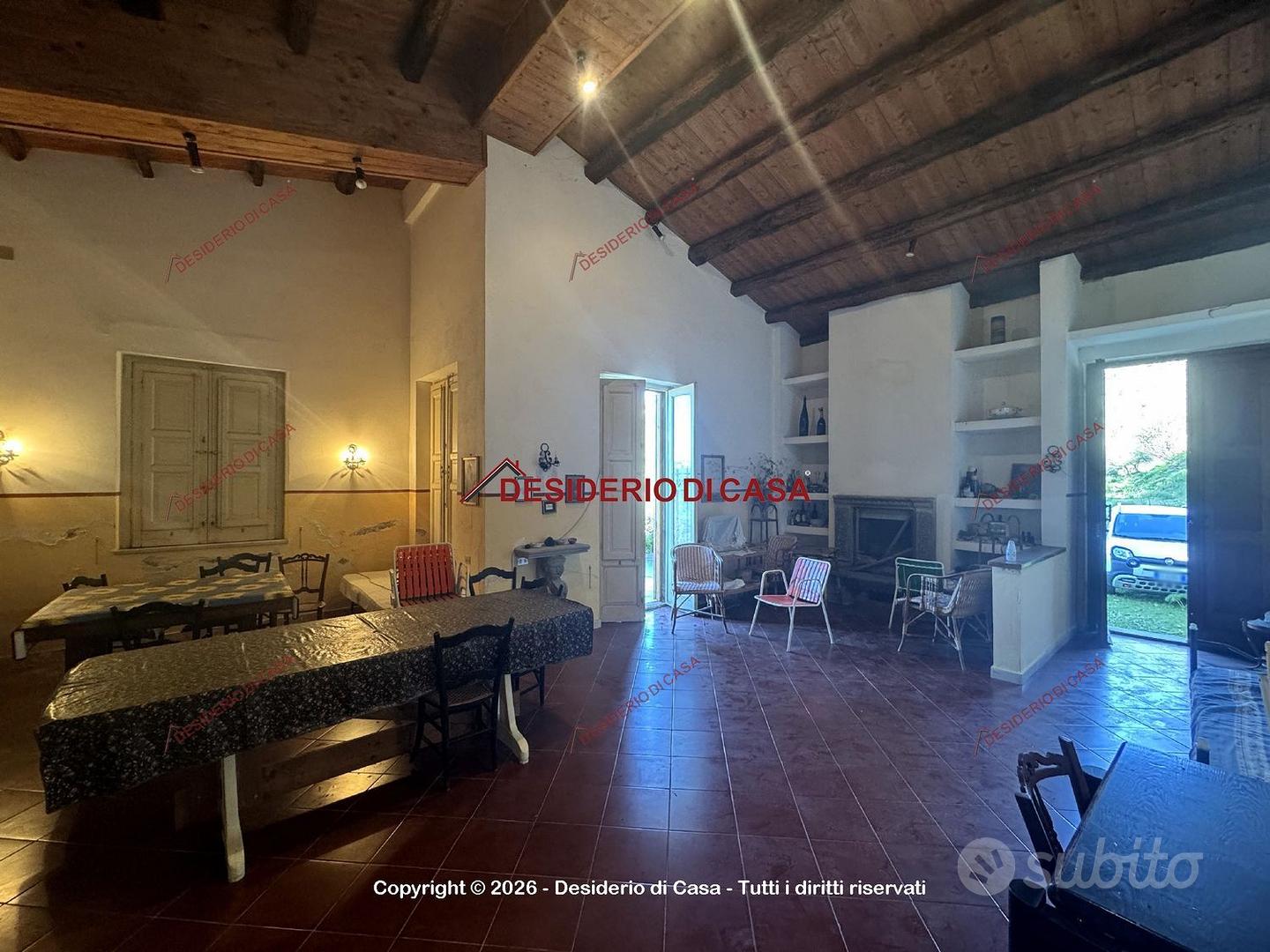 Casa – Castell'Umberto, Castello - Vista 3