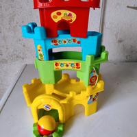 castello impilabile con pallina 