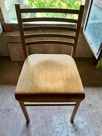 4 sedie in legno, stile classico