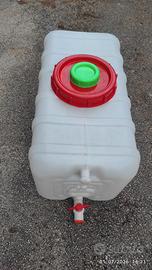 Tanica serbatoio acqua 110 L per auto e camper
