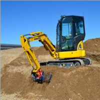Lavoretti di scavi con scavadore,per campi aree
