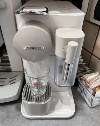 Macchina del caffè Lattissima 