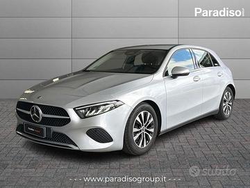 Mercedes-Benz Classe A 180d - 2023 - 116CV DI...