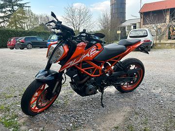 Ktm duke 390