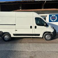 PEUGEOT Boxer 335 2.2 BlueHDi 140 S&S L2 H2 PC-T