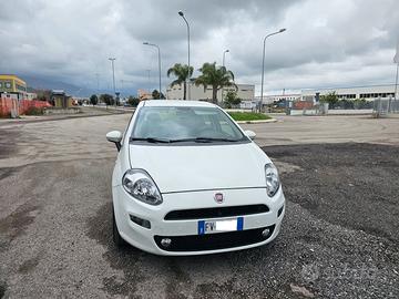 Fiat Punto 1.3 MJT II S and S 95 CV 5 porte Euro6B - Auto In vendita a  Salerno