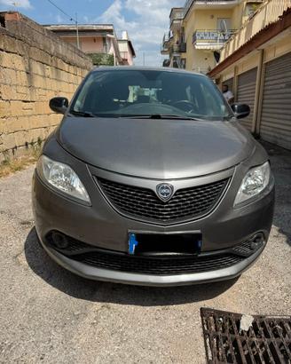 Lancia Y GPL