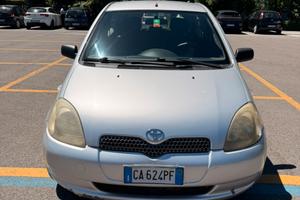Toyota Yaris 1.3 16v Luna