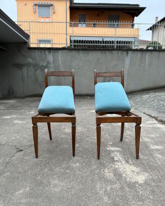 Coppia di sedie d'epoca
