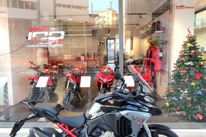 Ducati Multistrada V4 Adventure travel e radar