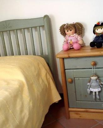 Cameretta in legno di abete massiccio