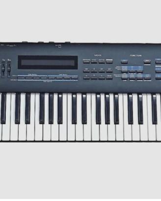 Tastiera Roland jv90